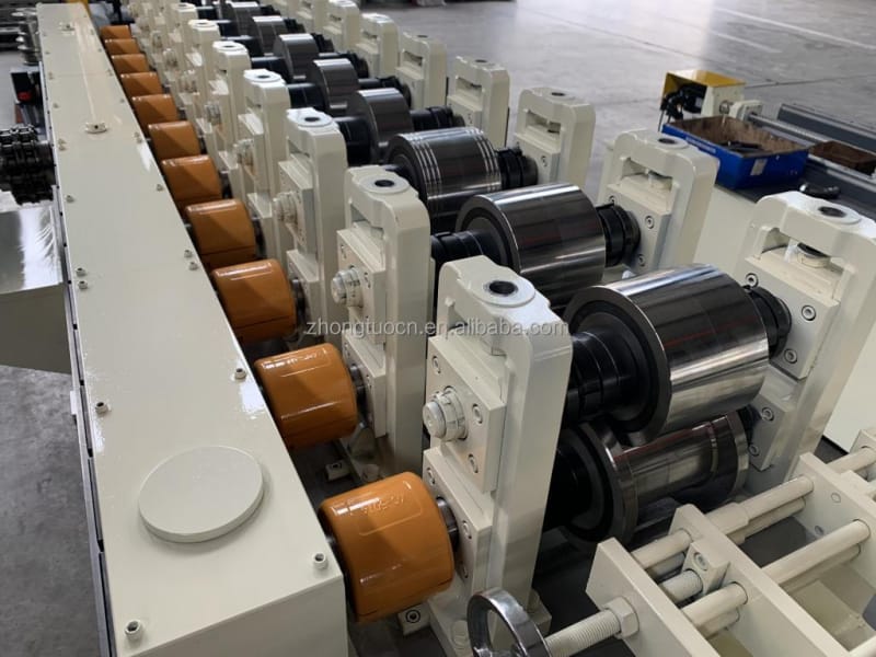 高速全自動隔墻龍骨設備生產(chǎn)線