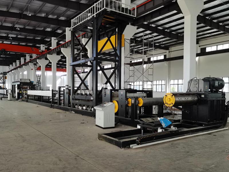 中拓全鑫熱覆膜機設備生產線