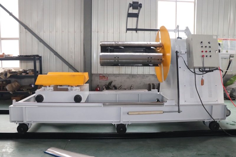 中拓機(jī)械 - 移動(dòng)式開卷機(jī)：便攜之力，開啟新篇章