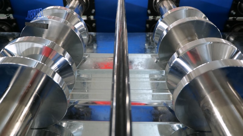 中拓冷彎#閉口樓承板機 推動建筑行業自動化發展的利器