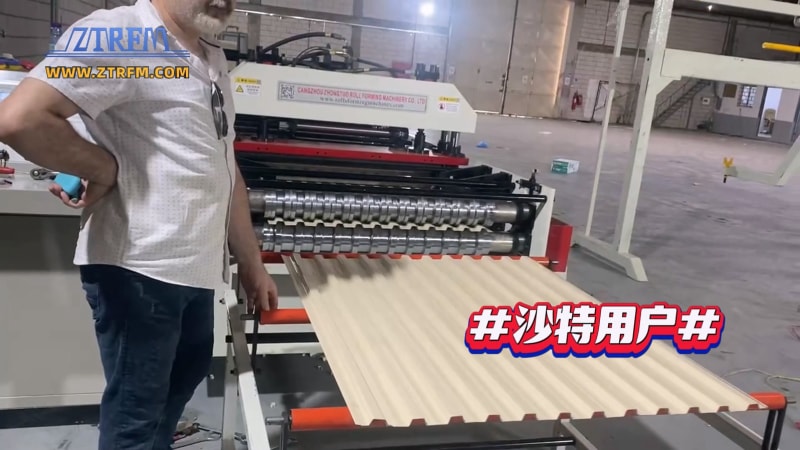 滄州中拓冷彎澳式卷簾門機(jī)：創(chuàng)新技術(shù)指引未來(lái)