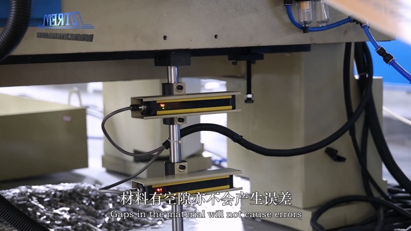 中拓機械-高速沖孔龍骨生產(chǎn)線