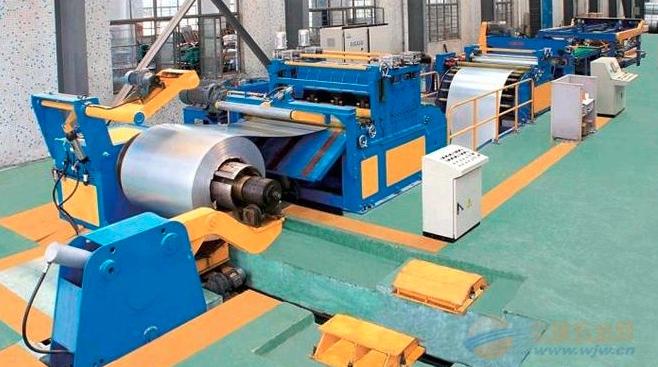 適用于 0.4 毫米至 5.0 毫米厚度的高速高精度金屬縱剪切生產線