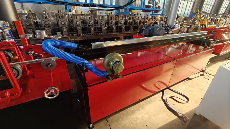 一機多用：如何用一臺龍骨機設備生產主骨T型鋼和付骨T型鋼？