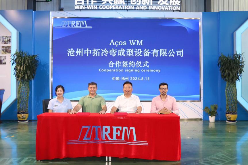 品質鑄就信任：巴西客戶批量采購PU復合板、琉璃瓦及TR35單板成型機