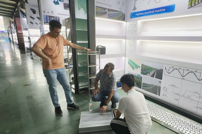 青春賦能中巴合作！中拓 00 后外貿(mào)員憑專業(yè)破局 解鎖冷彎成型設(shè)備海外合作新場(chǎng)景