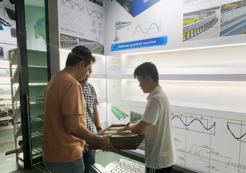 青春賦能中巴合作！中拓 00 后外貿(mào)員憑專業(yè)破局 解鎖冷彎成型設(shè)備海外合作新場(chǎng)景